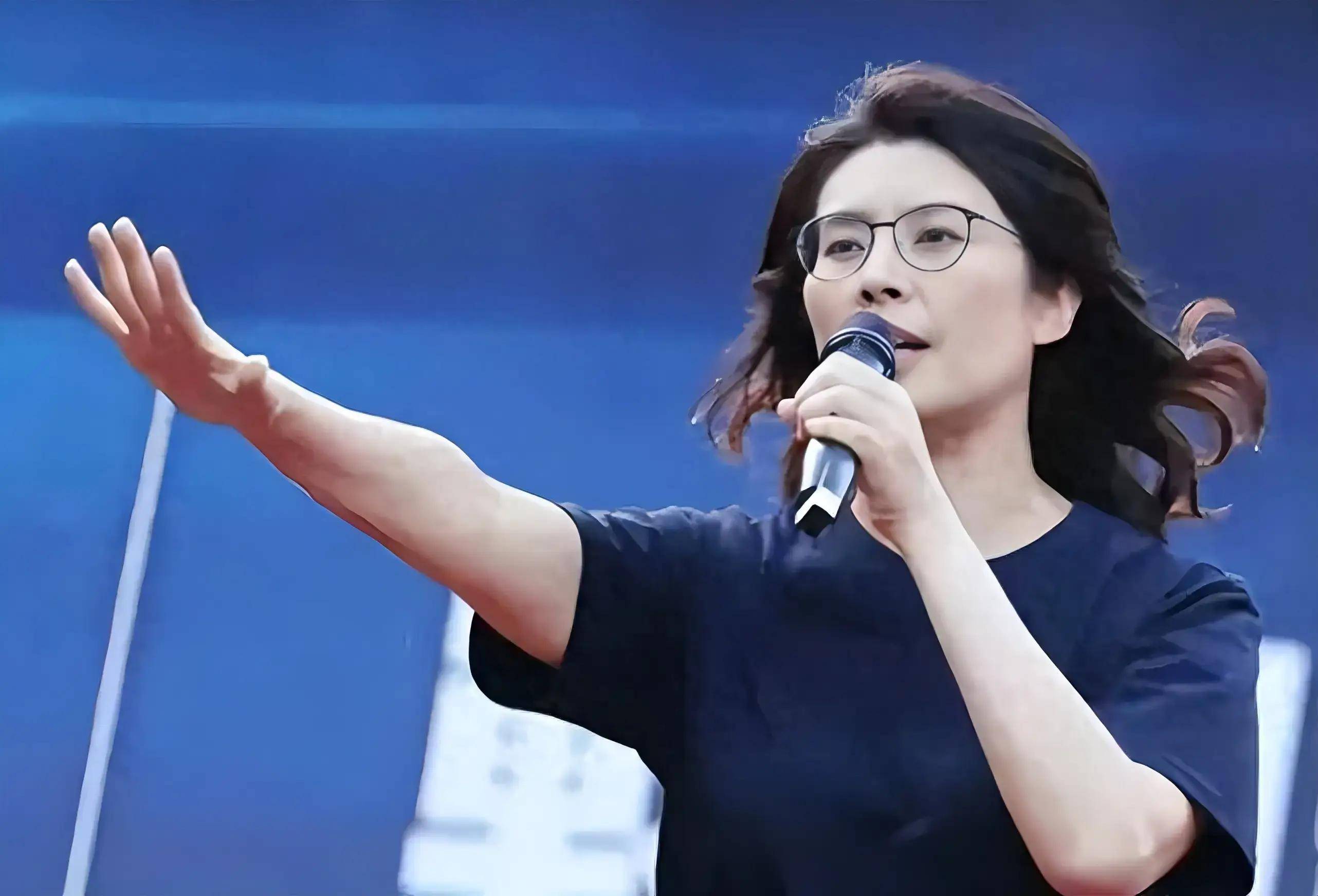 最后3天，鄭麗文支持率暴漲，洪秀柱定調(diào)：必須就統(tǒng)一表明態(tài)度:西鳳酒
