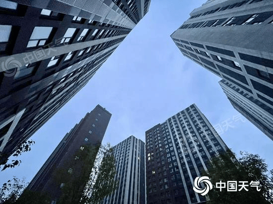 冷空氣來襲！今起北京迎降雨降溫 明天夜間為降雨明顯時段:西鳳酒
