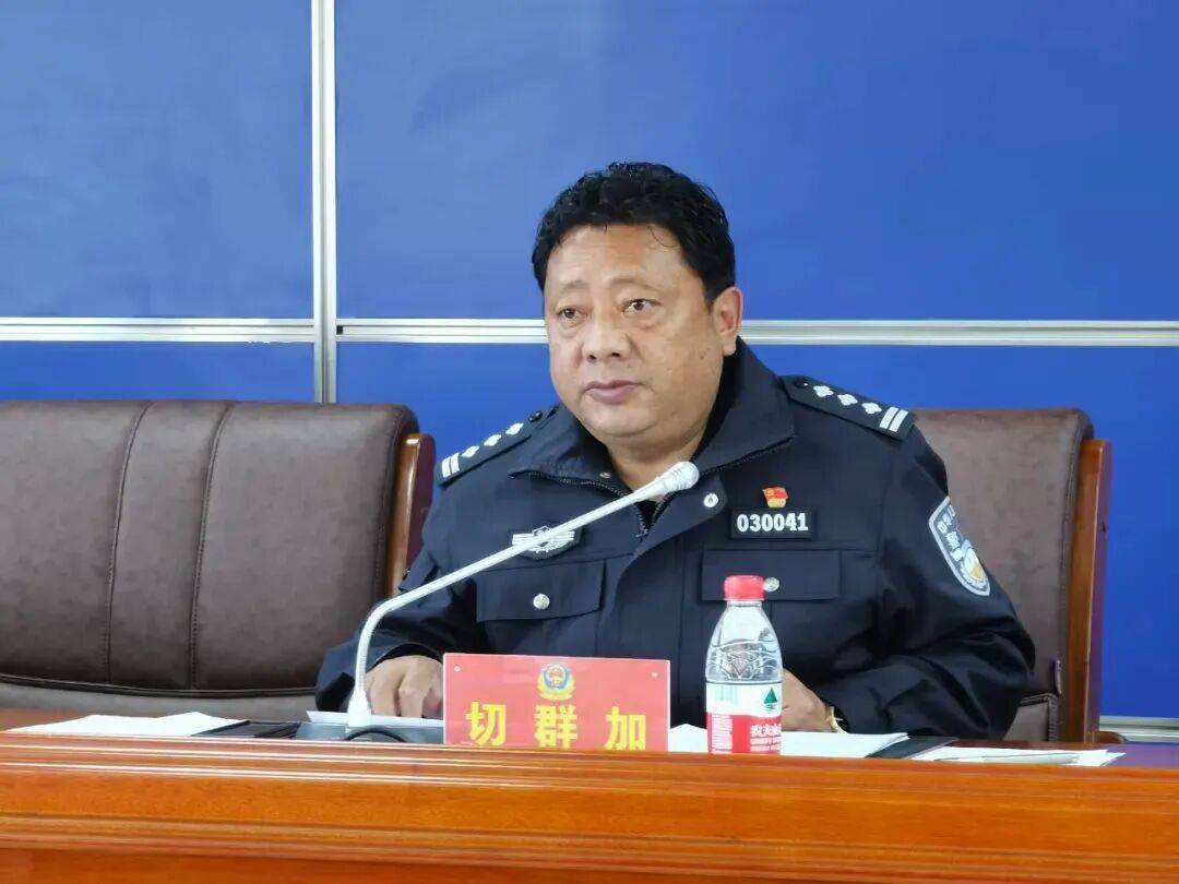 切群加，被查:西鳳酒
