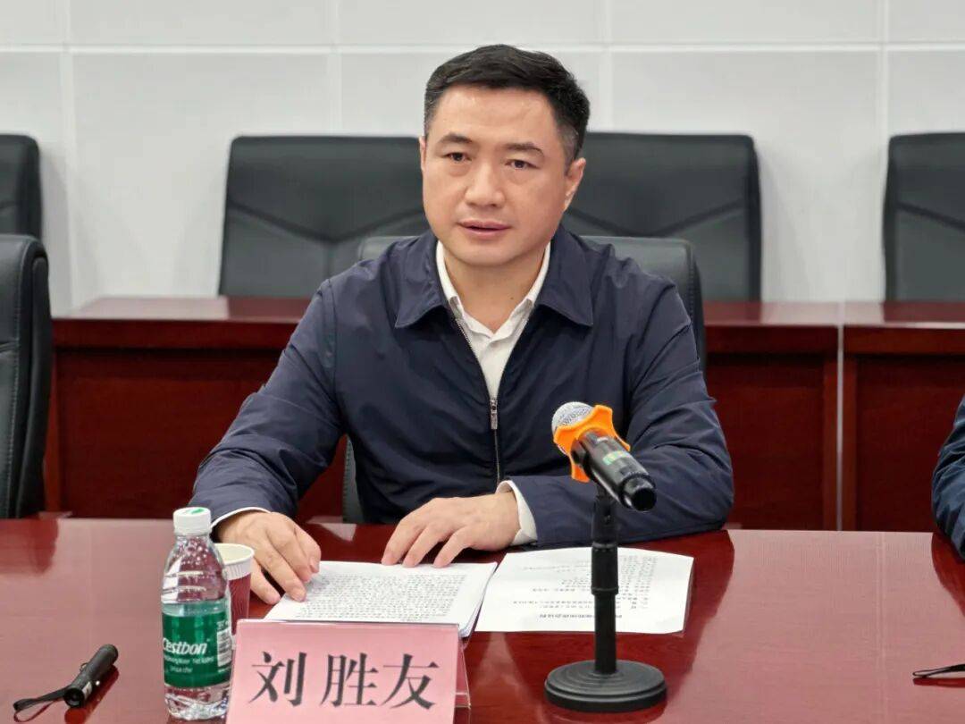 廣西北部灣港集團(tuán)董事長(zhǎng)劉勝友出任柳州市委副書記，提名為市長(zhǎng)候選人:西鳳酒
