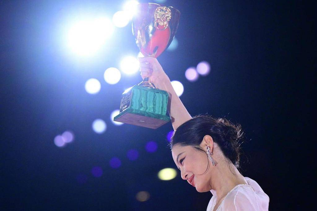 辛芷蕾再獲國(guó)際表演類大獎(jiǎng)提名:西鳳酒
