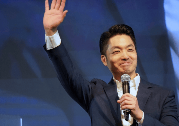 國(guó)民黨主席選舉在即！韓國(guó)瑜突然表態(tài)<strong></p>
<p>西鳳酒
</strong>，羅智強(qiáng)為鄭麗文說(shuō)了公道話(huà)，關(guān)鍵時(shí)刻，蔣萬(wàn)安有特殊動(dòng)作:西鳳酒
