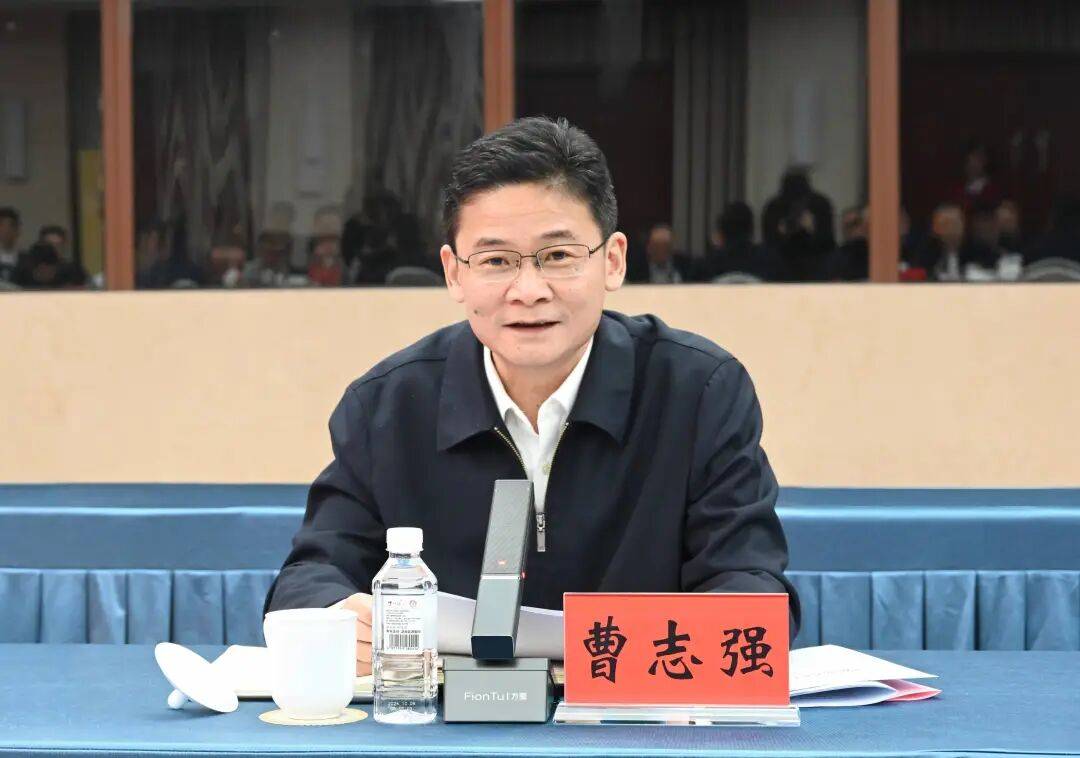 “75后”副部曹志強，已赴任廣西:西鳳酒

