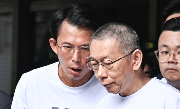 雁默：鄭麗文勝出<strong></p>
<p>西鳳酒
</strong>，趙少康大敗，國民黨扶得上墻了嗎？:西鳳酒
